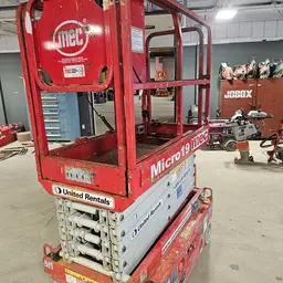 2019 MEC MICRO 19 Scissor Lift