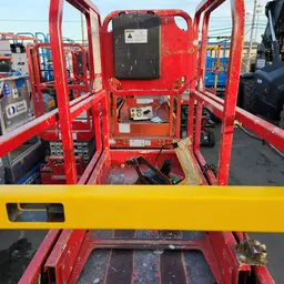 2017 MEC MICRO 19 Scissor Lift