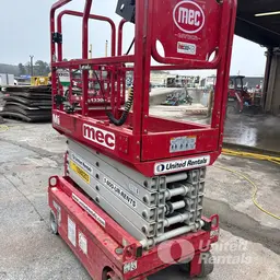 2019 MEC MICRO 19 Scissor Lift