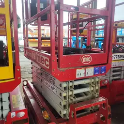 2018 MEC MICRO 19 Scissor Lift