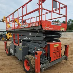 2018 Skyjack SJ9250RT Rough Terrain Scissor Lift
