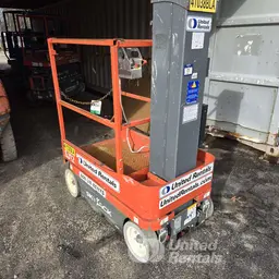 2017 Skyjack SJ12 Self-Propelled One-Person Lift