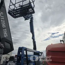 2017 Genie Z-45/25J DC Articulating Boom Lift