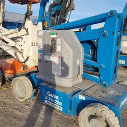 2015 Genie Z-34/22N Articulating Boom Lift