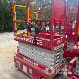 2018 MEC MICRO 19 Scissor Lift
