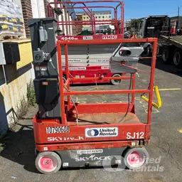 2018 Skyjack SJ12 Self-Propelled One-Person Lift