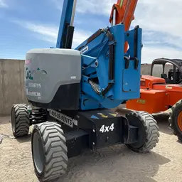 2017 Genie Z-62/40J Articulating Boom Lift