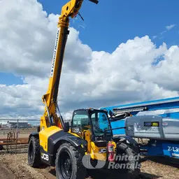 2021 JCB 509-42 Forklift