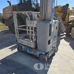 2017 Genie GR-20 Self-Propelled One-Person Lift