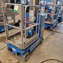 2018 Genie GR-20 Self-Propelled One-Person Lift