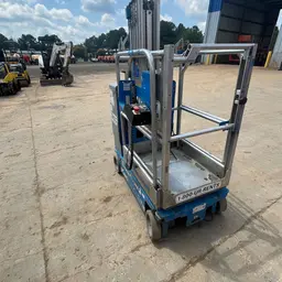 2018 Genie GR-20 Self-Propelled One-Person Lift