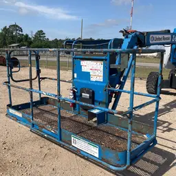 2017 Genie Z-62/40J Articulating Boom Lift