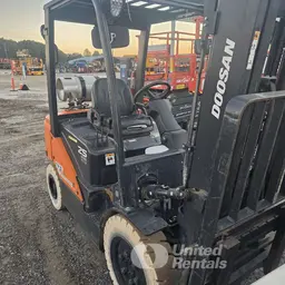 2021 Doosan G25N-7DF Warehouse Forklift