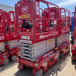 2019 MEC MICRO 19 Scissor Lift