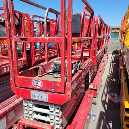 2018 MEC MICRO 19 Scissor Lift