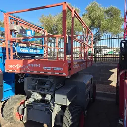 2018 Skyjack SJ6832RT Rough Terrain Scissor Lift