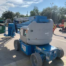 2013 Genie Z-40/23N RJ Articulating Boom Lift