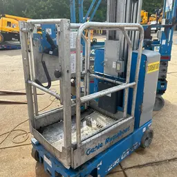 2018 Genie GR-20 Self-Propelled One-Person Lift