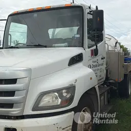 2019 HINO 268DCD4X2