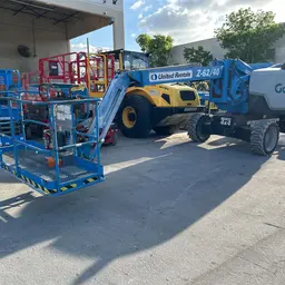 2017 Genie Z-62/40J Articulating Boom Lift