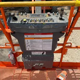 2017 JLG 800AJ Articulating Boom Lift