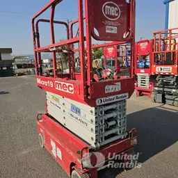 2018 MEC MICRO 19 Scissor Lift