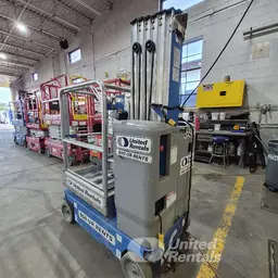 2017 Genie GR-20 Self-Propelled One-Person Lift