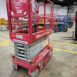 2019 MEC MICRO 19 Scissor Lift