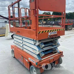 2018 Snorkel S4732E Scissor Lift