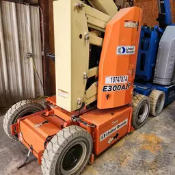 2018 JLG E300AJP Articulating Boom Lift