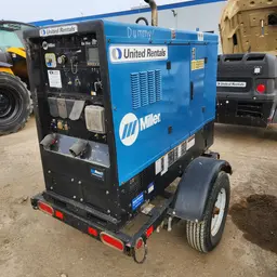 2021 Miller Welders Big Blue 500 Welder