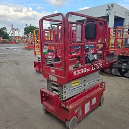 2018 MEC 1330SE Scissor Lift