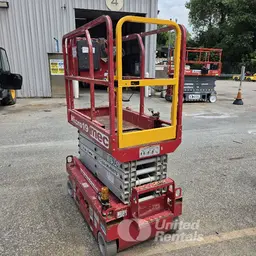 2018 MEC MICRO 19 Scissor Lift