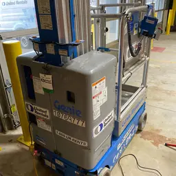 2018 Genie GR-20 Self-Propelled One-Person Lift