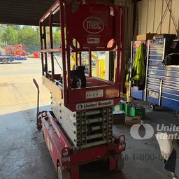 2019 MEC MICRO 19 Scissor Lift