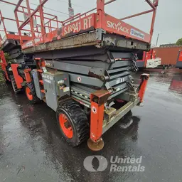 2015 Skyjack SJ8841RT Rough Terrain Scissor Lift