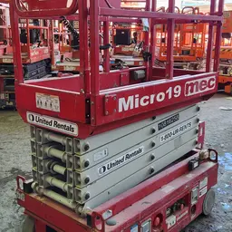 2018 MEC MICRO 19 Scissor Lift