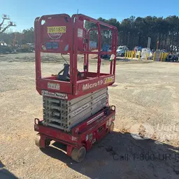 2019 MEC MICRO 19 Scissor Lift