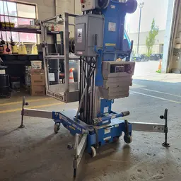 2018 Genie AWP-30SDC Pusharound Lift