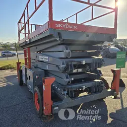 2017 Skyjack SJ9250RT Rough Terrain Scissor Lift