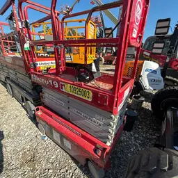2019 MEC MICRO 19 Scissor Lift