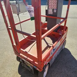 2018 Skyjack SJ16 Self-Propelled One-Person Lift