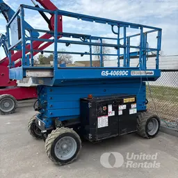 2018 Genie GS-4069DC Scissor Lift