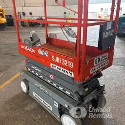 2018 Skyjack SJIII3219 Scissor Lift