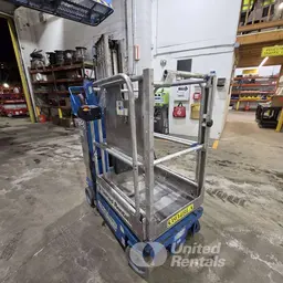 2017 Genie GR-20 Self-Propelled One-Person Lift