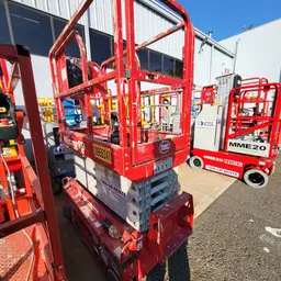 2019 MEC MICRO 19 Scissor Lift