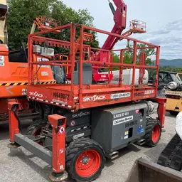 2017 Skyjack SJ6826RT Rough Terrain Scissor Lift