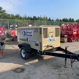2021 Doosan P425/HP375WCUT4 Air Compressor