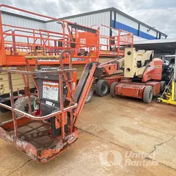 2018 JLG E400AJPN Articulating Boom Lift