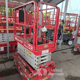 2018 MEC MICRO 19 Scissor Lift